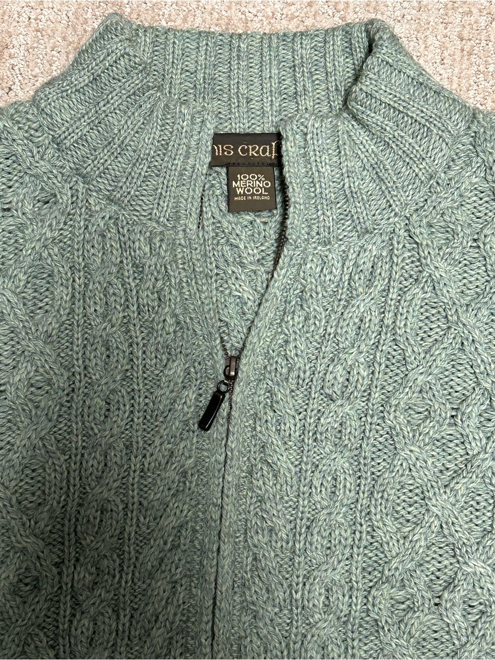 Irish Inis Crafts green wool cable knit full zip cardigan, M - Picture 3 of 11